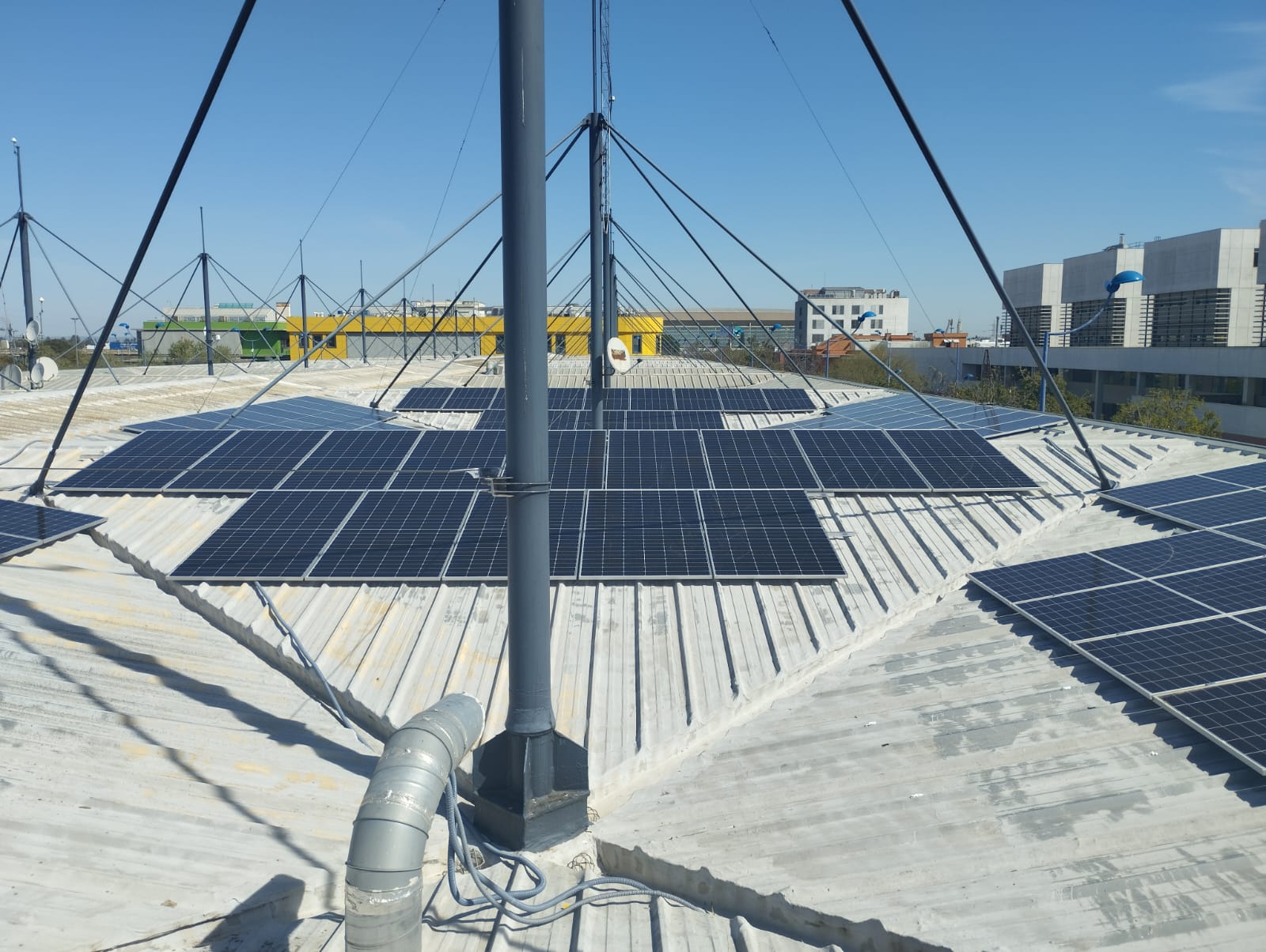 Instalación de placas solares en Sevilla - Sol Renovables