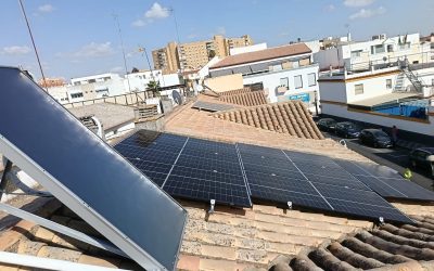 Placas solares en Tomares: autoconsumo solar con la mejor calidad-precio para los tomareños
