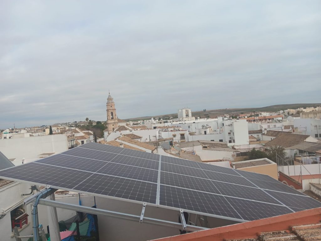 Placas fotovoltaicas en Écija - SOLRENOVABLES